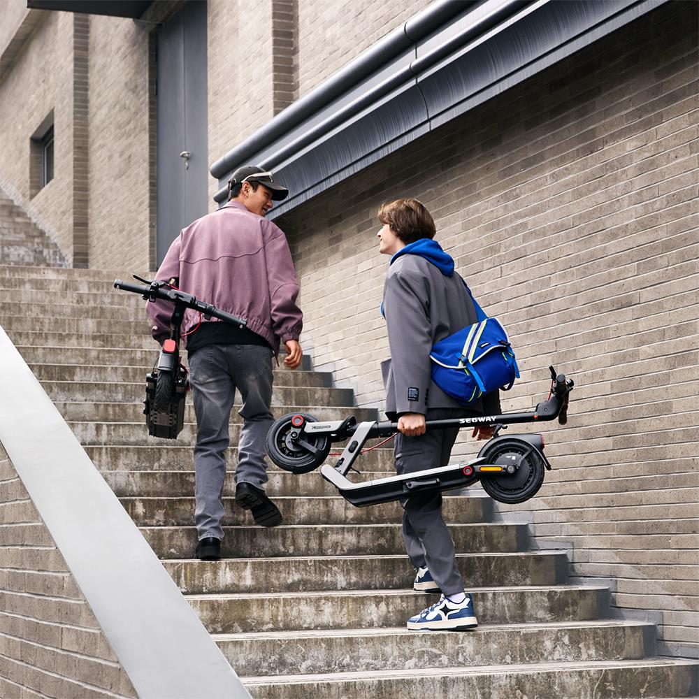 Segway Ninebot E3 Pro Elektrikli Scooter